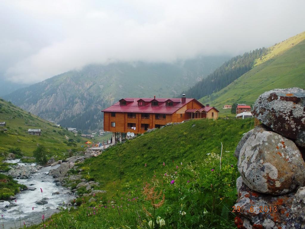 Yedigoller Hotel & Restaurant Uzungöl Luaran gambar
